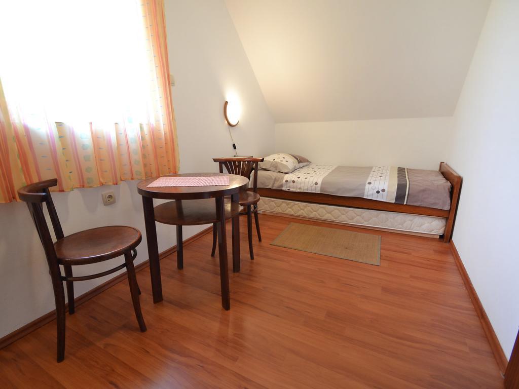 Holiday Home Coprnicka Hisa Skrad Luaran gambar